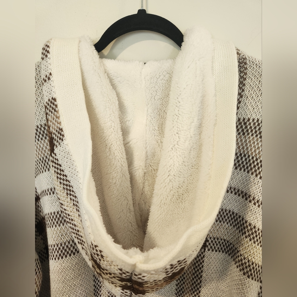 Almost Famous Brown and Cream Cardigan Sweater - Picture 6 of 8